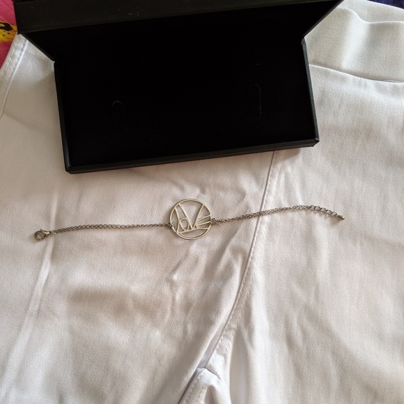 Jewelry - Love Vintage Bracelet